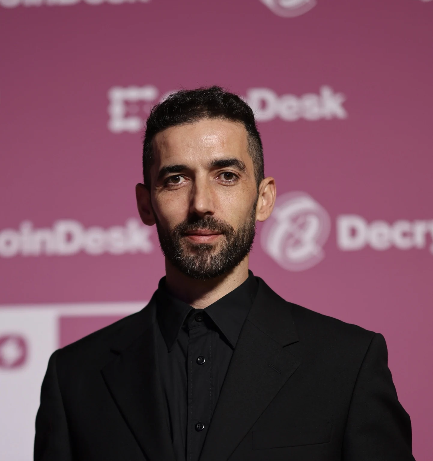 Tiago Silva at the ftNFT YoCerebrum Awards 2024